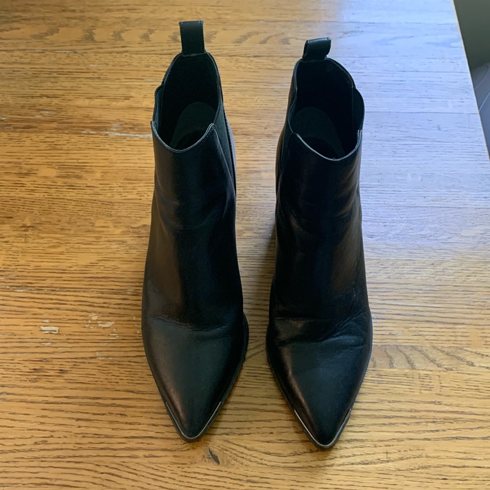 Tony Bianco pointed toe short boots